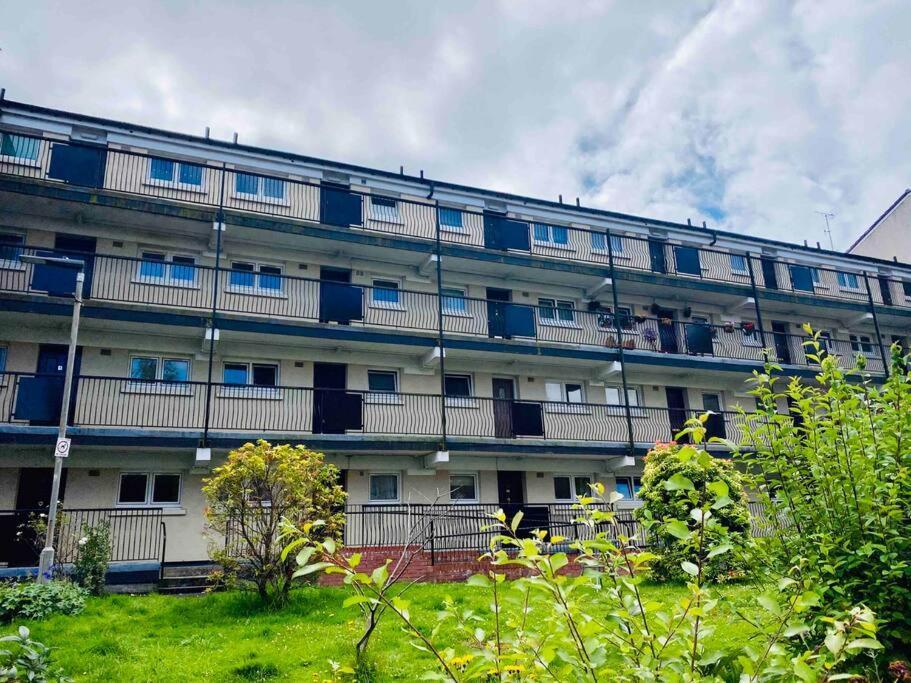 Chic Flat With Balcony Close To Merchant City Glasgow Esterno foto